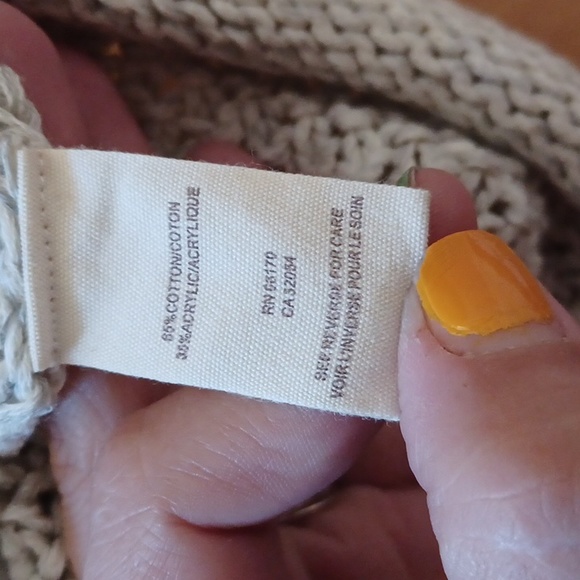 EUC. Free People. Beige. Loose knit. Slouchy. Sz - Sm - Picture 10 of 16